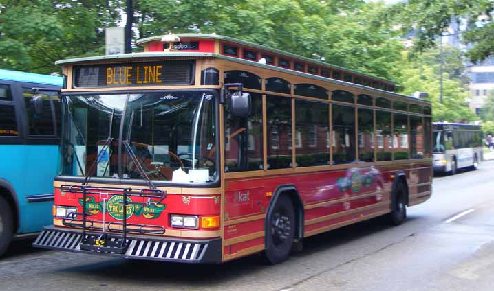 Knoxville Area Transit Gillig trolley 32